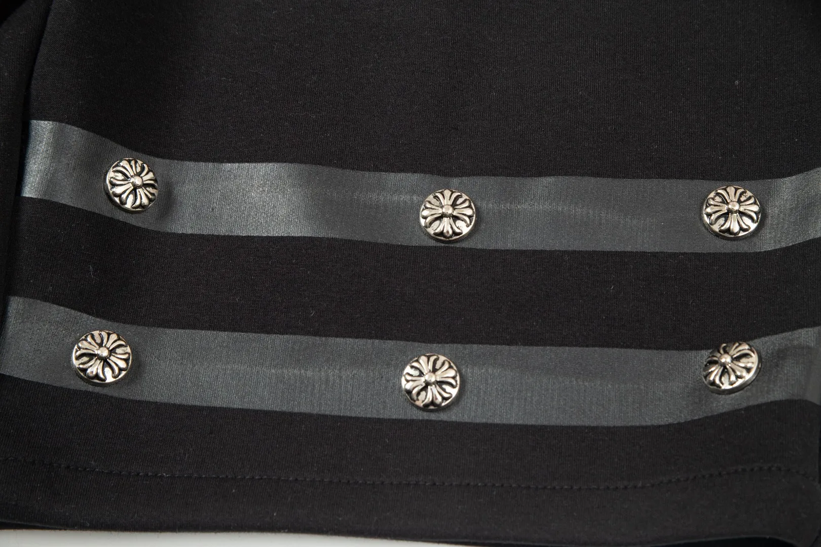 ~ New Arrival， 。 Versatile、 ， ， 。Premium ， ， 。M-3x L
